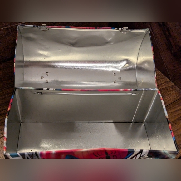 Marvel Spider-Man Tin, by The Tin Box Company - Picture 5 of 5